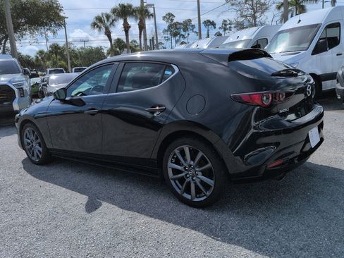 Used 2022 MAZDA MAZDA3 s FWD image 7