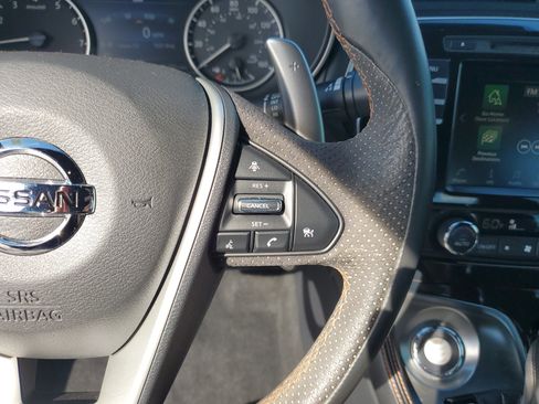 Certified 2019 Nissan Maxima SR w/ Premium Package image 18