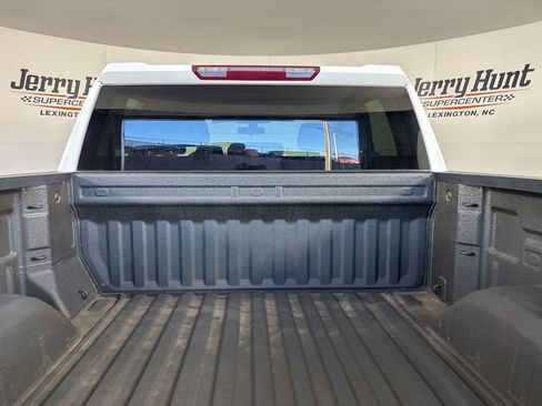 Used 2022 Chevrolet Silverado 1500 Custom image 22