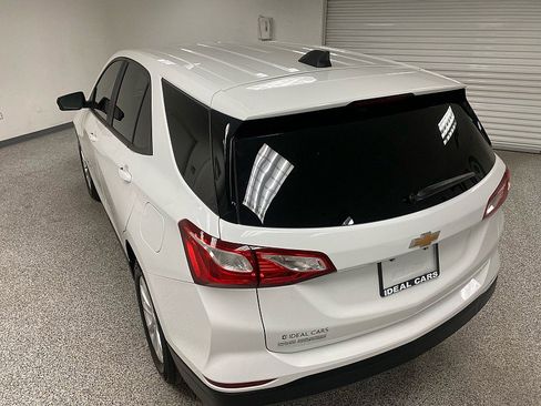 Used 2020 Chevrolet Equinox LS w/ LS Convenience Package image 7