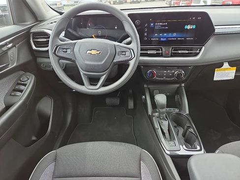 New 2026 Chevrolet TrailBlazer LT w/ Driver Confidence Package image 9
