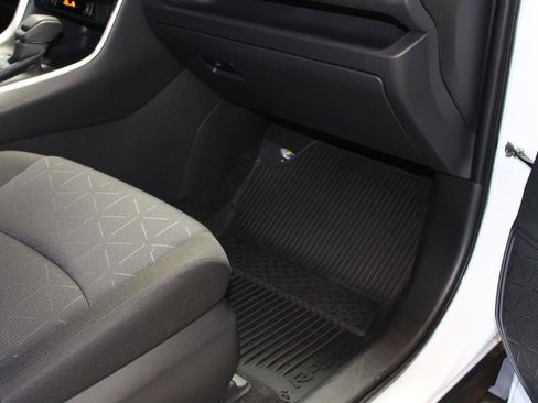 Used 2025 Toyota RAV4 XLE w/ Convenience Package AWD/4WD image 41