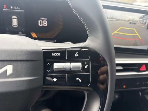 New 2026 Kia Sorento S image 12