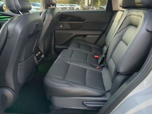 New 2026 Lincoln Nautilus Premier w/ Equipment Group 102A image 22