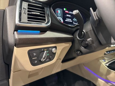 Used 2021 Audi Q5 Prestige image 16