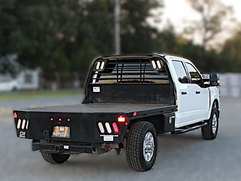 Used 2023 Ford F350 XLT w/ FX4 Off-Road Package AWD/4WD image 5