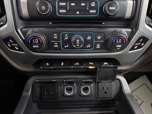 Used 2018 GMC Sierra 1500 SLT AWD/4WD image 24