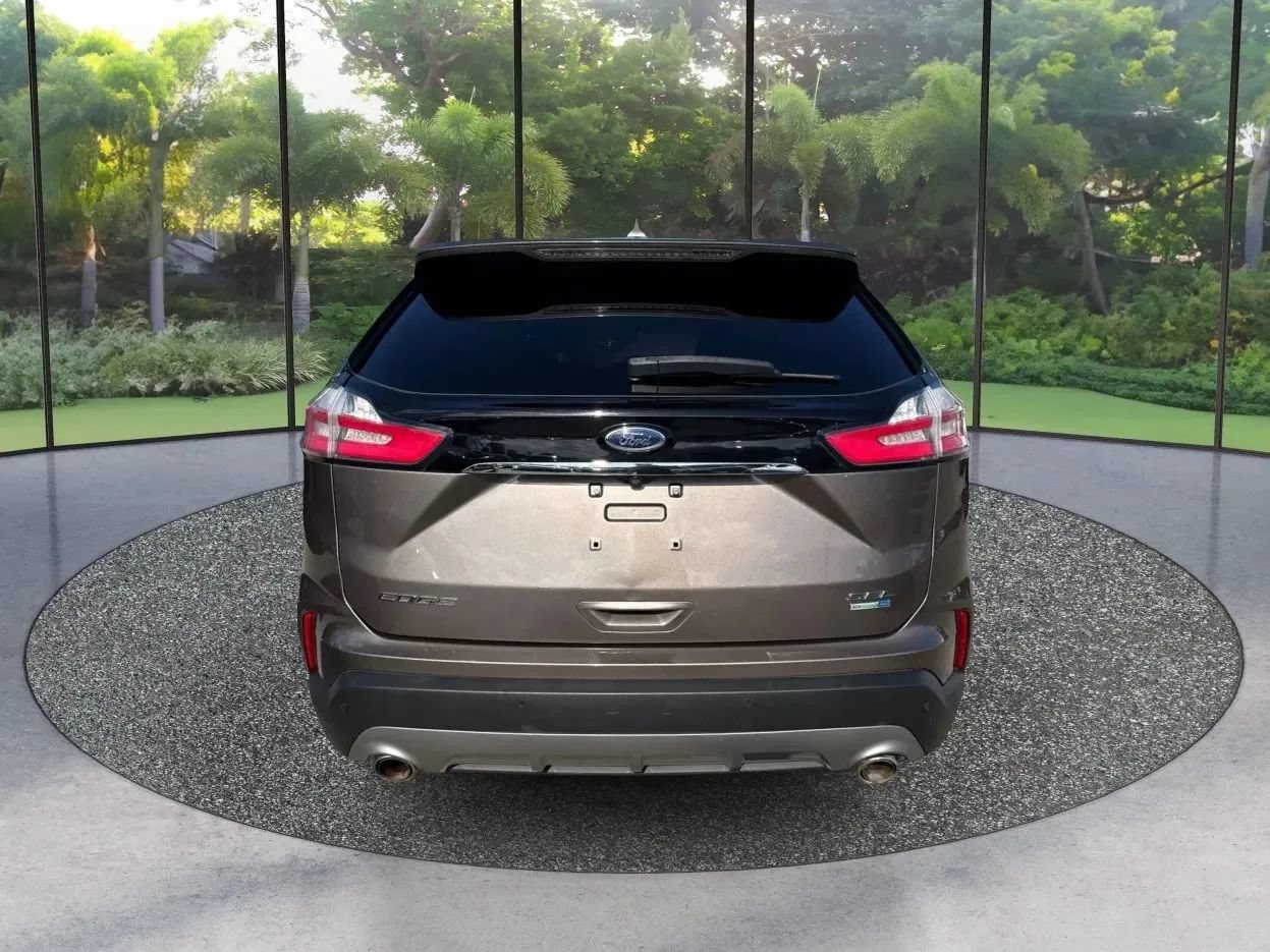 Used 2019 Ford Edge SEL w/ Equipment Group 201A AWD/4WD image 6