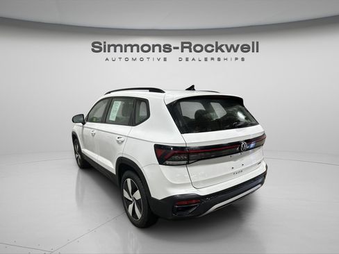 Used 2025 Volkswagen Taos S image 6