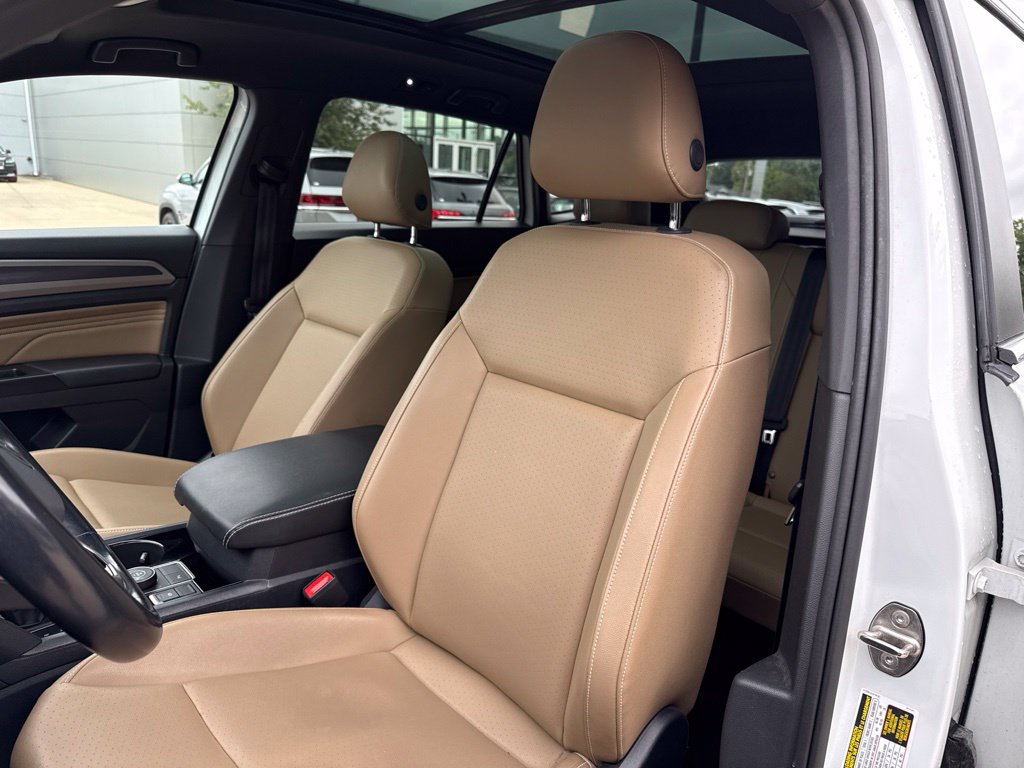 Used 2020 Volkswagen Atlas Cross Sport SEL AWD/4WD image 5