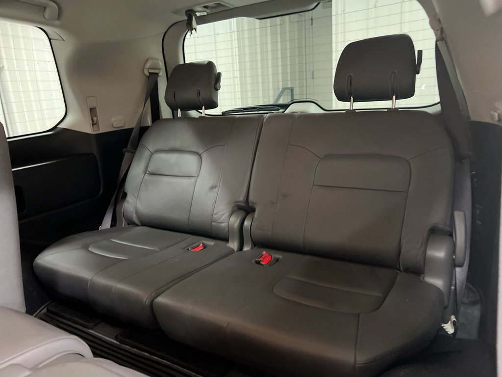 Used 2009 Toyota Land Cruiser w/ Upgrade Pkg AWD/4WD image 25