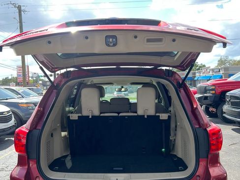 Used 2017 Nissan Pathfinder SV FWD image 19