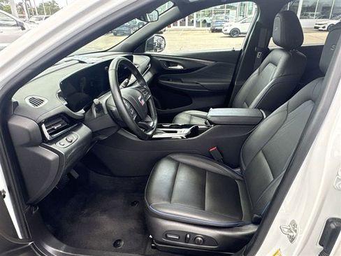 Certified 2024 Buick Envista Sport Touring w/ Convenience I Package FWD image 18
