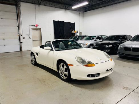 Used 2000 Porsche Boxster RWD image 4