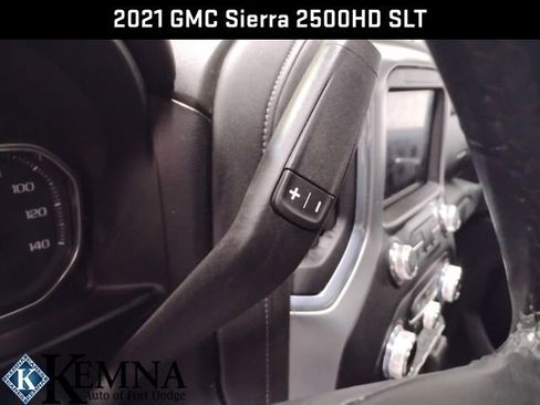 Used 2021 GMC Sierra 2500 SLT w/ SLT Premium Package image 28