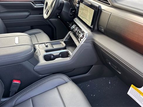 New 2026 GMC Sierra 2500 Denali image 17