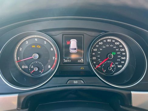 Used 2018 Volkswagen Atlas SEL w/ R-Line Package image 44