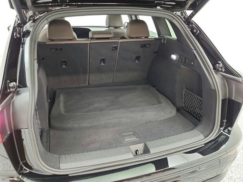 Used 2025 Audi Q6 e-tron Premium Plus w/ Premium Plus image 23