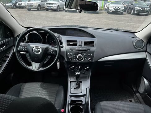 Used 2012 MAZDA MAZDA3 i Touring FWD image 12