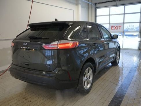 Certified 2022 Ford Edge SE image 14