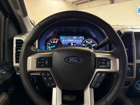 Used 2020 Ford F350 Lariat w/ Lariat Ultimate Package AWD/4WD image 17