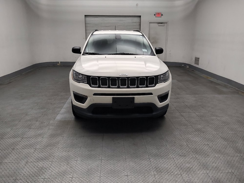 Used 2018 Jeep Compass Sport AWD/4WD image 15