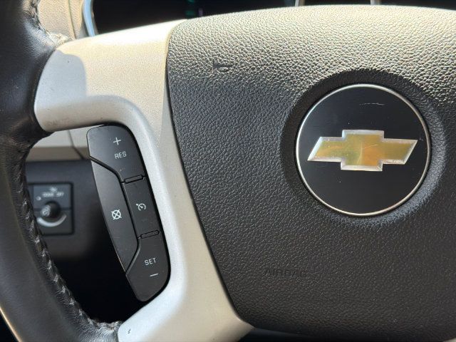 Used 2012 Chevrolet Traverse LTZ FWD image 28