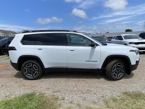 New 2026 Jeep Cherokee Limited AWD/4WD image 36