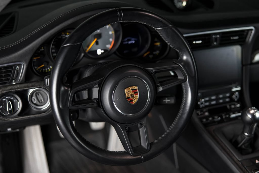 Used 2018 Porsche 911 GT3 RWD image 19