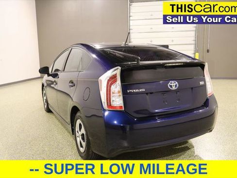 Used 2014 Toyota Prius Three image 5
