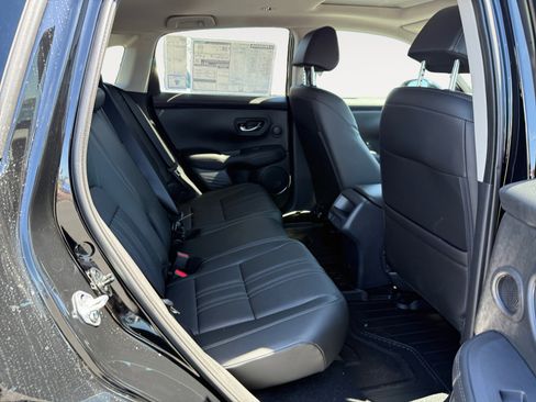 New 2026 Honda HR-V EX-L image 18