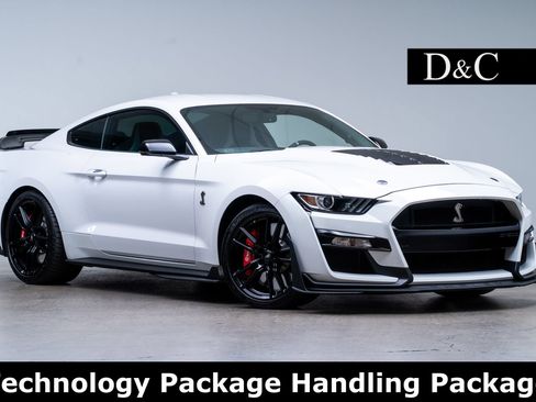 Used 2020 Ford Mustang Shelby GT500 w/ Technology Package RWD image 1