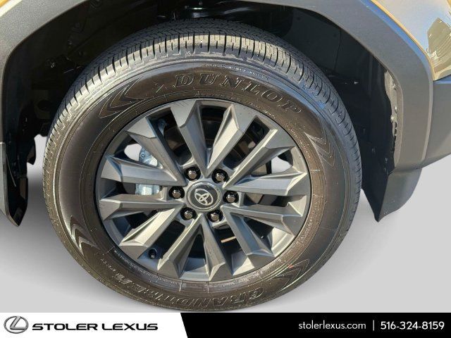 Used 2026 Toyota Land Cruiser w/ Premium Package AWD/4WD image 7