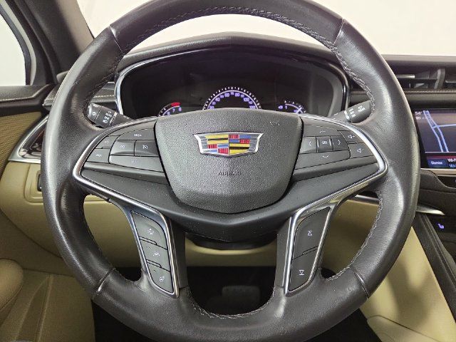 Used 2018 Cadillac XT5 Luxury w/ Driver Awareness Package FWD image 23
