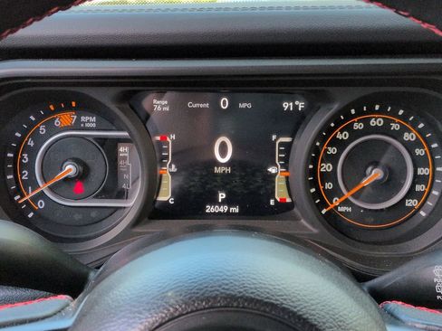 Used 2024 Jeep Wrangler Unlimited Rubicon 392 image 30