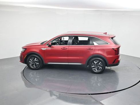 Used 2021 Kia Sorento S FWD image 44