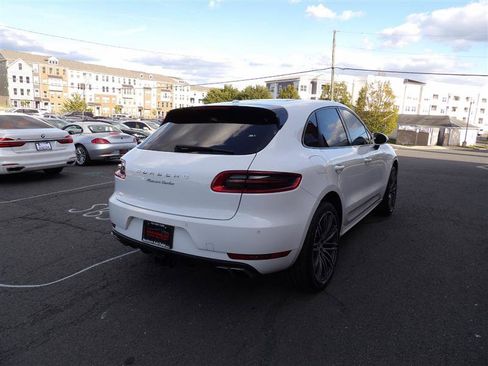 Used 2016 Porsche Macan Turbo image 5