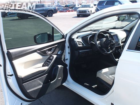 Used 2019 Subaru Impreza 2.0i Limited image 10