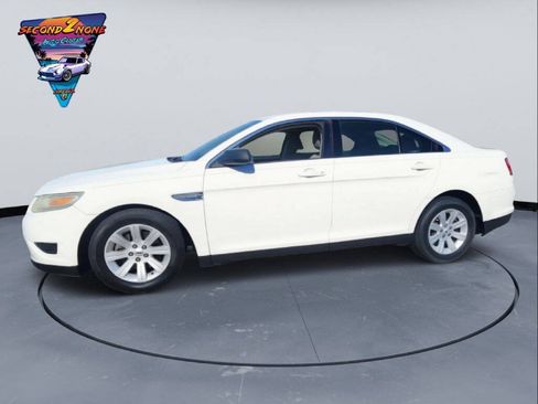 Used 2012 Ford Taurus SE FWD image 2