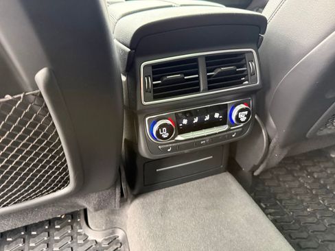 Used 2017 Audi Q7 3.0T Prestige AWD/4WD image 7