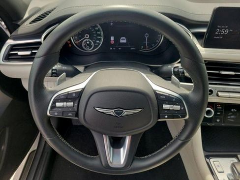 Used 2025 Genesis G70 2.5T RWD image 21