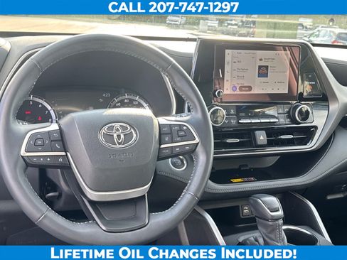 Used 2026 Toyota Highlander XLE AWD/4WD image 17