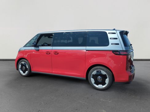 New 2025 Volkswagen ID. Buzz Pro S Plus image 3