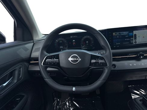 Used 2024 Nissan Ariya FWD image 12