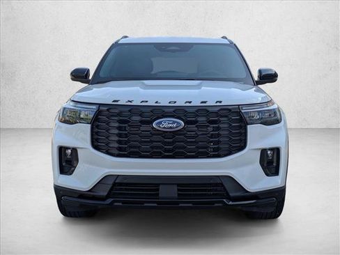 New 2026 Ford Explorer ST-Line AWD/4WD image 5