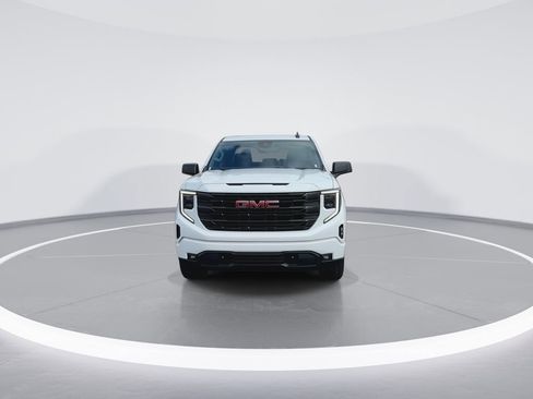 New 2026 GMC Sierra 1500 Elevation image 3