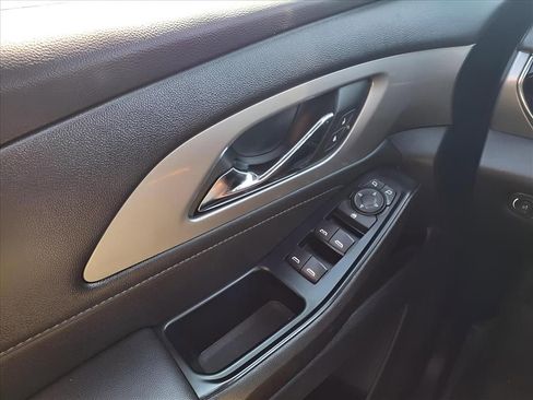 Used 2023 Chevrolet Traverse LT w/ LPO, Floor Liner Package image 11