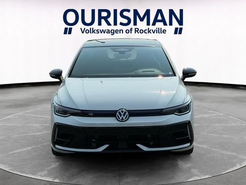 Used 2026 Volkswagen Golf AWD/4WD image 8