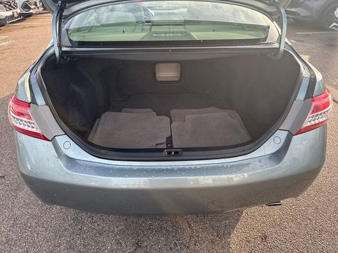 Used 2011 Toyota Camry image 37
