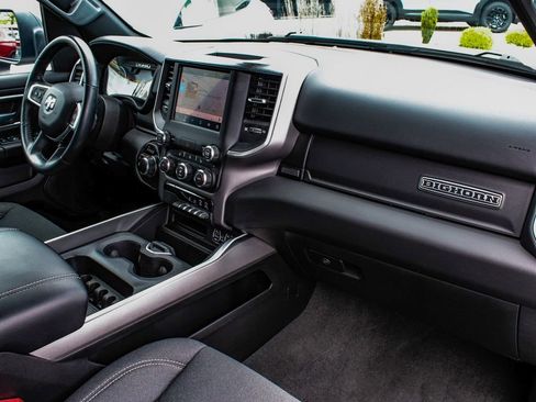 Used 2023 RAM 1500 Big Horn AWD/4WD image 40
